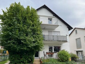 Attraktive Dachgeschoss-Wohnung auf dem Niederberg, 61118 Bad Vilbel, Wohnung