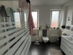 Moderne 3-Zimmer-Wohnung mit Dachterrasse - Bad