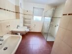 4-Zimmer-Wohnung - barrierefrei - mit großem Garten! - Bad