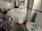 Viel Licht und Raum auf 3 Zimmern in ruhiger Lage! - Gäste WC