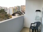 Renovierungsbedürftige 2-Zimmer-ETW in Frankfurt-Nied - Balkon