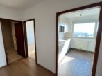 Komplett renoviert mit Fernblick in Kriftel! - Flur