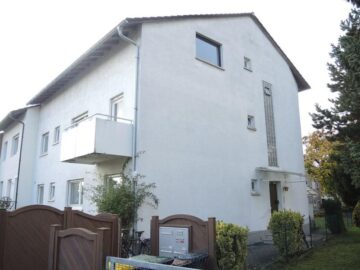 3-Familienhaus als Kapitalanlage oder mittelfristig zur privaten Nutzung., 60388 Frankfurt am Main, Mehrfamilienhaus