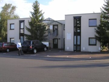 Großzügige Bürofläche im EG in Rödermark/Ober-Roden, 63322 Rödermark, Büro/Praxis