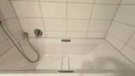 Handwerker sind wichtig, hier aber überflüssig! - Badewanne