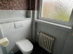 Großzügige Doppelhaushälfte auf zwei Ebenen mit zusätzlicher Raumreserve! - Gäste WC im EG