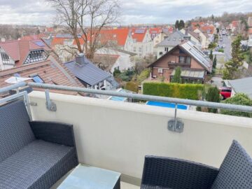 Gemütliche Dachgeschosswohnung mit Fernblick!, 61118 Bad Vilbel, Wohnung