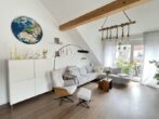 Außergewöhnliche 3-Zimmer-DG-Wohnung mit Aufzug - Wohnen