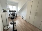 Außergewöhnliche 3-Zimmer-DG-Wohnung mit Aufzug - Arbeiten